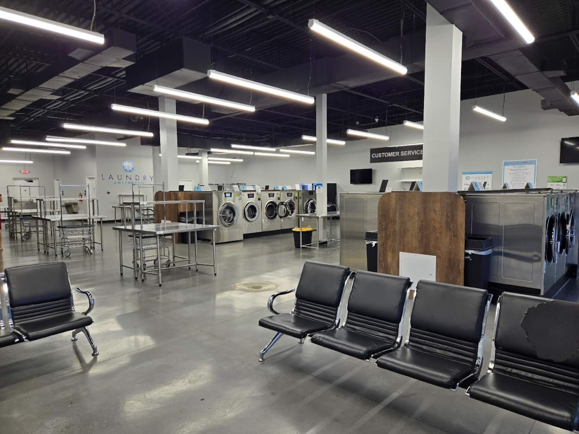 Lavandería de autoservicio cerca de Providence Estates East