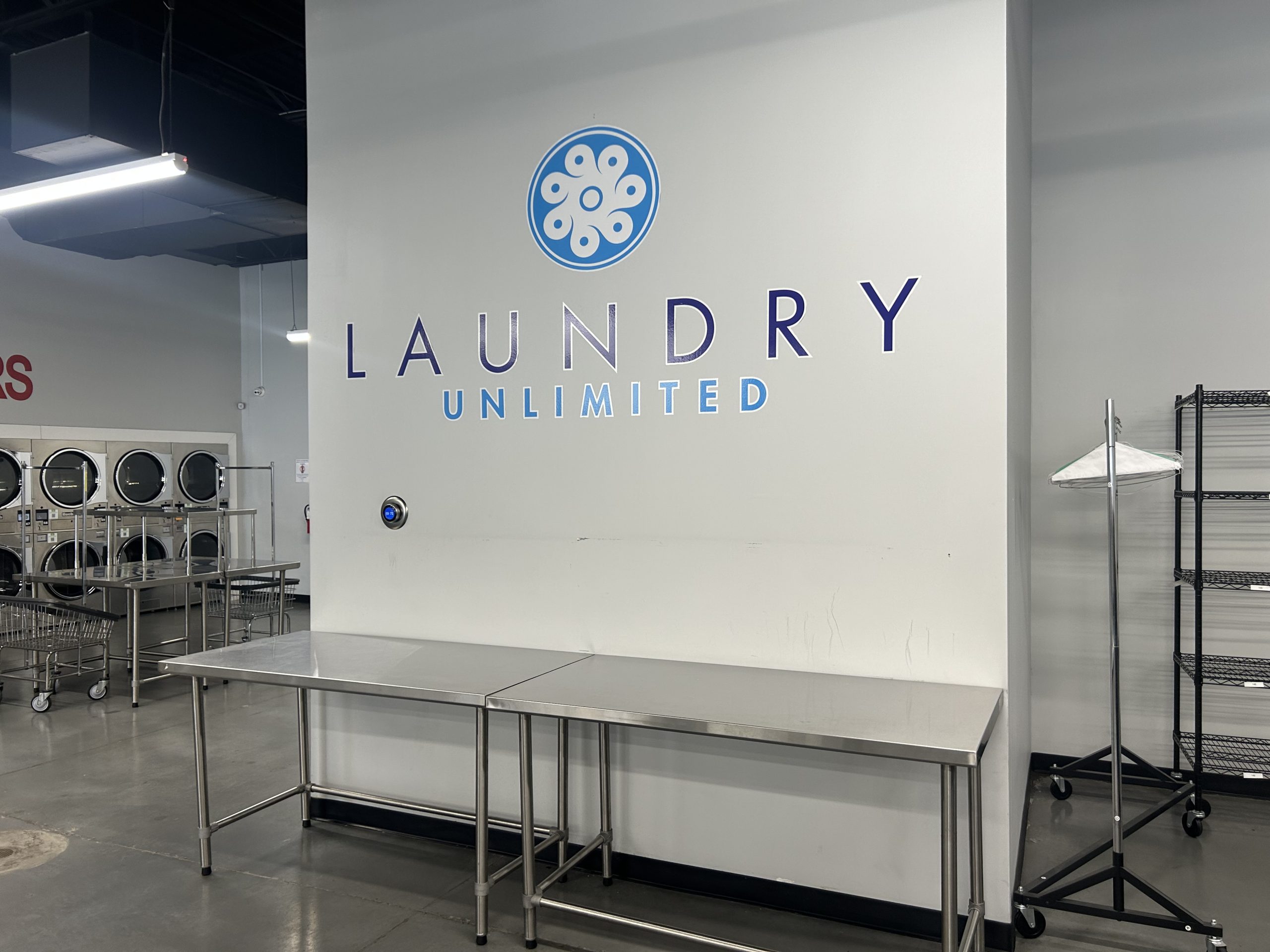 Professional restaurant laundry service with pickup and delivery